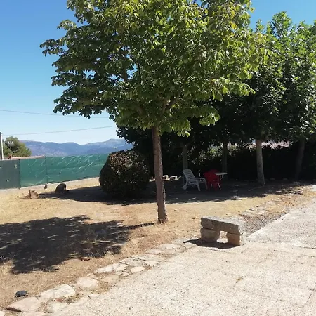 Madronos بيت للعطل El Barraco